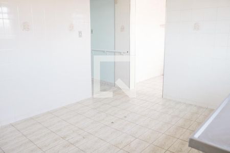 Casa à venda com 124m², 5 quartos e 2 vagas Casa à venda com 124m², 5 quartos e 2 vagasCozinha