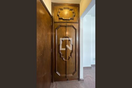 Corredor de apartamento para alugar com 3 quartos, 143m² em Itaim Bibi, São Paulo