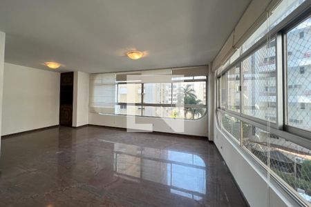 Sala de apartamento para alugar com 3 quartos, 143m² em Itaim Bibi, São Paulo