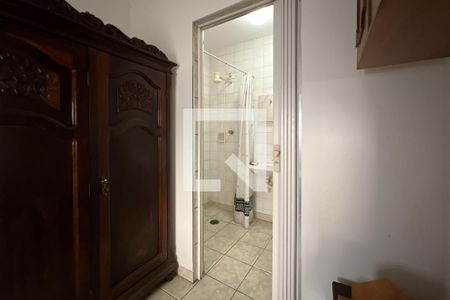 Casa à venda com 250m², 3 quartos e 2 vagasQuarto de Serviço