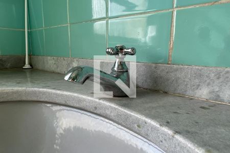 Casa à venda com 250m², 3 quartos e 2 vagasBanheiro