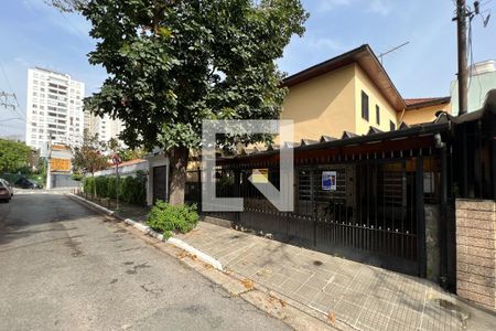 Casa à venda com 250m², 3 quartos e 2 vagasFachada