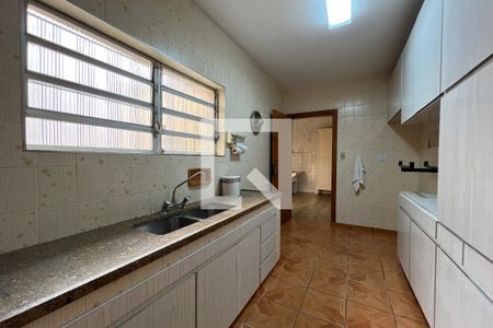 Casa à venda com 250m², 3 quartos e 2 vagasCozinha