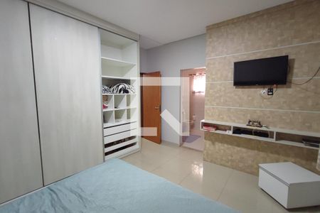 Casa à venda com 300m², 5 quartos e 8 vagasQuarto 2