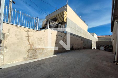 Casa à venda com 300m², 5 quartos e 8 vagasÁrea comum