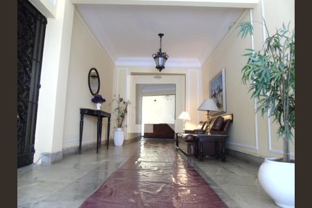 Apartamento à venda com 100m², 2 quartos e sem vagaHall de entrada