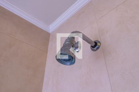 Casa de condomínio à venda com 800m², 4 quartos e 6 vagas Casa de condomínio à venda com 800m², 4 quartos e 6 vagasBanheiro da Suíte 1