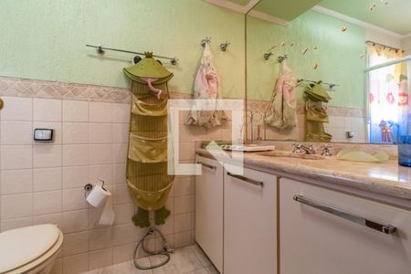 Casa de condomínio à venda com 800m², 4 quartos e 6 vagas Casa de condomínio à venda com 800m², 4 quartos e 6 vagasQuarto 1