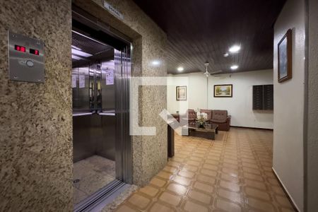 Apartamento à venda com 150m², 2 quartos e 1 vagaÁrea comum