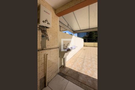 Apartamento à venda com 150m², 2 quartos e 1 vagaÁrea de Serviço