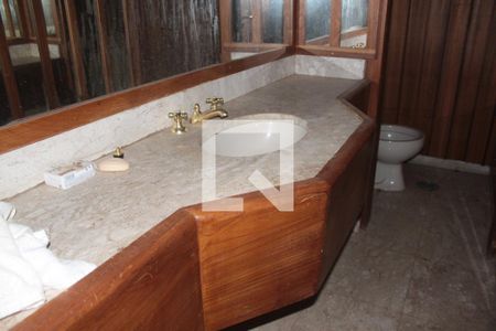 Casa à venda com 650m², 4 quartos e 4 vagasBanheiro