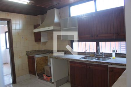 Casa à venda com 650m², 4 quartos e 4 vagasCozinha