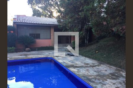 Casa à venda com 650m², 4 quartos e 4 vagas Casa à venda com 650m², 4 quartos e 4 vagasÁrea comum