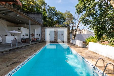 Casa à venda com 480m², 4 quartos e 2 vagasTerraço