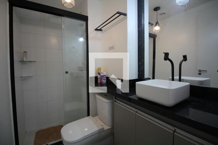 Banheiro de apartamento para alugar com 1 quarto, 24m² em Sé, São Paulo