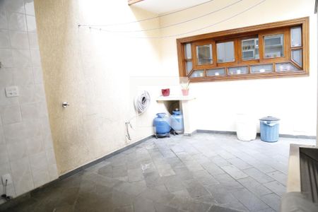 Casa à venda com 350m², 3 quartos e sem vagaÁrea de Serviço