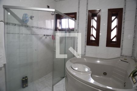 Casa à venda com 350m², 3 quartos e sem vagaBanheiro da Suíte