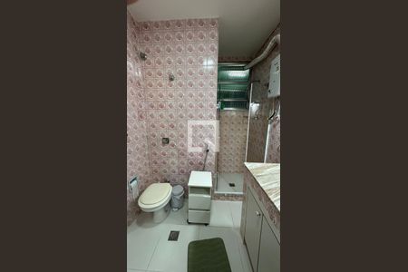 Apartamento para alugar com 83m², 2 quartos e sem vagaBanheiro