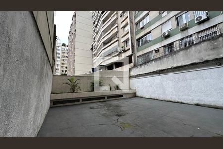 Apartamento para alugar com 83m², 2 quartos e sem vagaÁrea comum