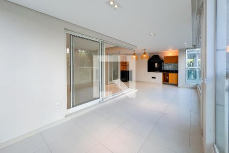 Apartamento à venda com 163m², 3 quartos e 3 vagas Apartamento à venda com 163m², 3 quartos e 3 vagasVaranda gourmet