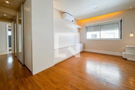 Apartamento à venda com 163m², 3 quartos e 3 vagas Apartamento à venda com 163m², 3 quartos e 3 vagasSuíte Master