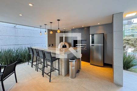 Apartamento à venda com 163m², 3 quartos e 3 vagas Apartamento à venda com 163m², 3 quartos e 3 vagasChurrasqueira