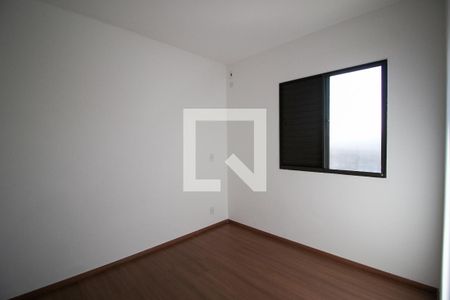 Quarto 2 de apartamento para alugar com 2 quartos, 43m² em Centro, Votorantim