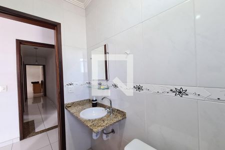 Casa à venda com 95m², 3 quartos e 2 vagasBanheiro da Suíte