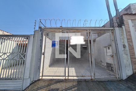 Casa à venda com 95m², 3 quartos e 2 vagasFachada