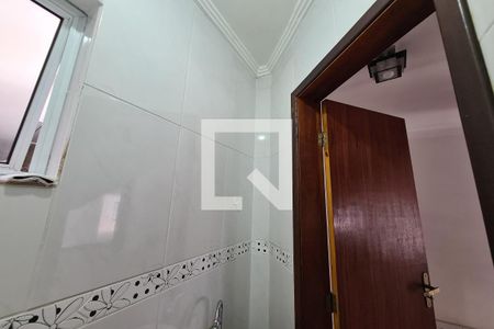 Casa à venda com 95m², 3 quartos e 2 vagasLavabo