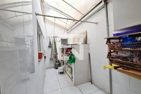 Casa à venda com 95m², 3 quartos e 2 vagasÁrea de Serviço