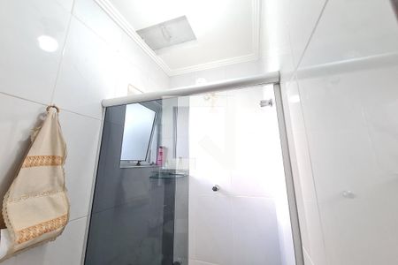 Casa à venda com 95m², 3 quartos e 2 vagasBanheiro