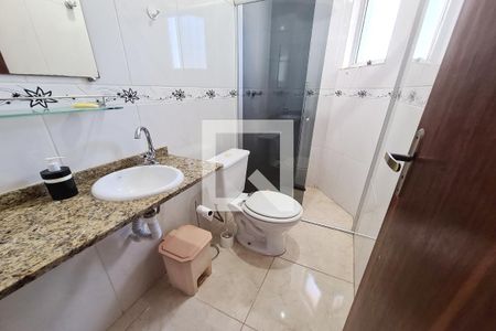 Casa à venda com 95m², 3 quartos e 2 vagasBanheiro da Suíte