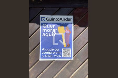 Casa à venda com 340m², 3 quartos e 2 vagas Casa à venda com 340m², 3 quartos e 2 vagasPlaca