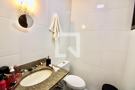 Apartamento à venda com 145m², 4 quartos e 2 vagas Apartamento à venda com 145m², 4 quartos e 2 vagasLavabo