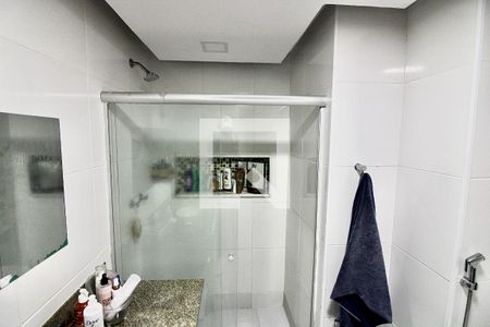 Apartamento à venda com 145m², 4 quartos e 2 vagas Apartamento à venda com 145m², 4 quartos e 2 vagasBanheiro Social