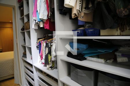 Apartamento à venda com 100m², 2 quartos e 2 vagasCloset