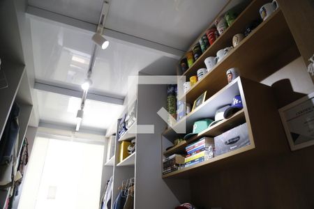 Apartamento à venda com 100m², 2 quartos e 2 vagasCloset
