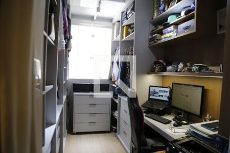 Apartamento à venda com 100m², 2 quartos e 2 vagasCloset