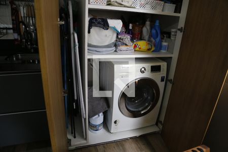 Apartamento à venda com 100m², 2 quartos e 2 vagasÁrea de Serviço