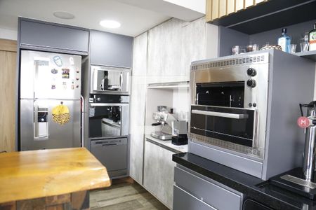 Apartamento à venda com 100m², 2 quartos e 2 vagasCozinha