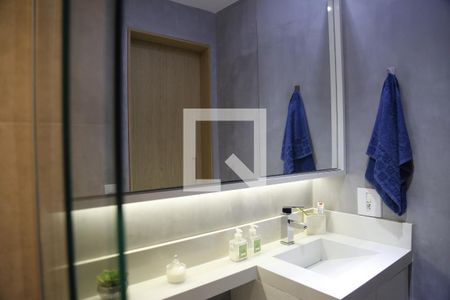 Apartamento à venda com 100m², 2 quartos e 2 vagasBanheiro da Suíte