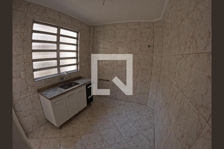Cozinha de apartamento para alugar com 2 quartos, 75m² em Barra Funda, São Paulo