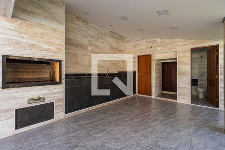 Casa de condomínio para alugar com 800m², 4 quartos e 6 vagas Casa de condomínio para alugar com 800m², 4 quartos e 6 vagasÁrea Externa