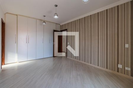 Casa de condomínio para alugar com 800m², 4 quartos e 6 vagas Casa de condomínio para alugar com 800m², 4 quartos e 6 vagasSuíte 3