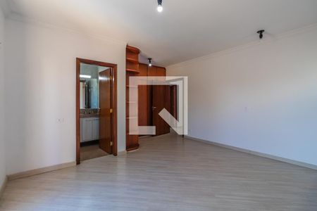 Casa de condomínio para alugar com 800m², 4 quartos e 6 vagas Casa de condomínio para alugar com 800m², 4 quartos e 6 vagasSuíte 2