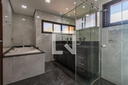 Casa de condomínio para alugar com 800m², 4 quartos e 6 vagas Casa de condomínio para alugar com 800m², 4 quartos e 6 vagasBanheiro da Suíte 3