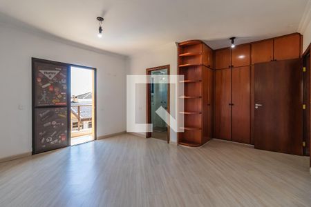 Casa de condomínio para alugar com 800m², 4 quartos e 6 vagas Casa de condomínio para alugar com 800m², 4 quartos e 6 vagasSuíte 2