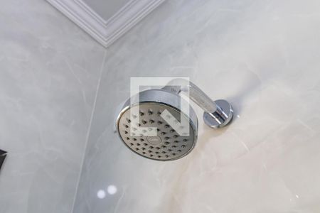 Casa de condomínio para alugar com 800m², 4 quartos e 6 vagas Casa de condomínio para alugar com 800m², 4 quartos e 6 vagasBanheiro da Suíte 2