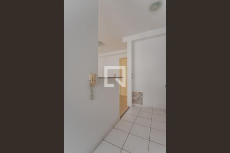 Apartamento à venda com 48m², 2 quartos e 1 vaga Apartamento à venda com 48m², 2 quartos e 1 vagaCozinha e Área de Serviço